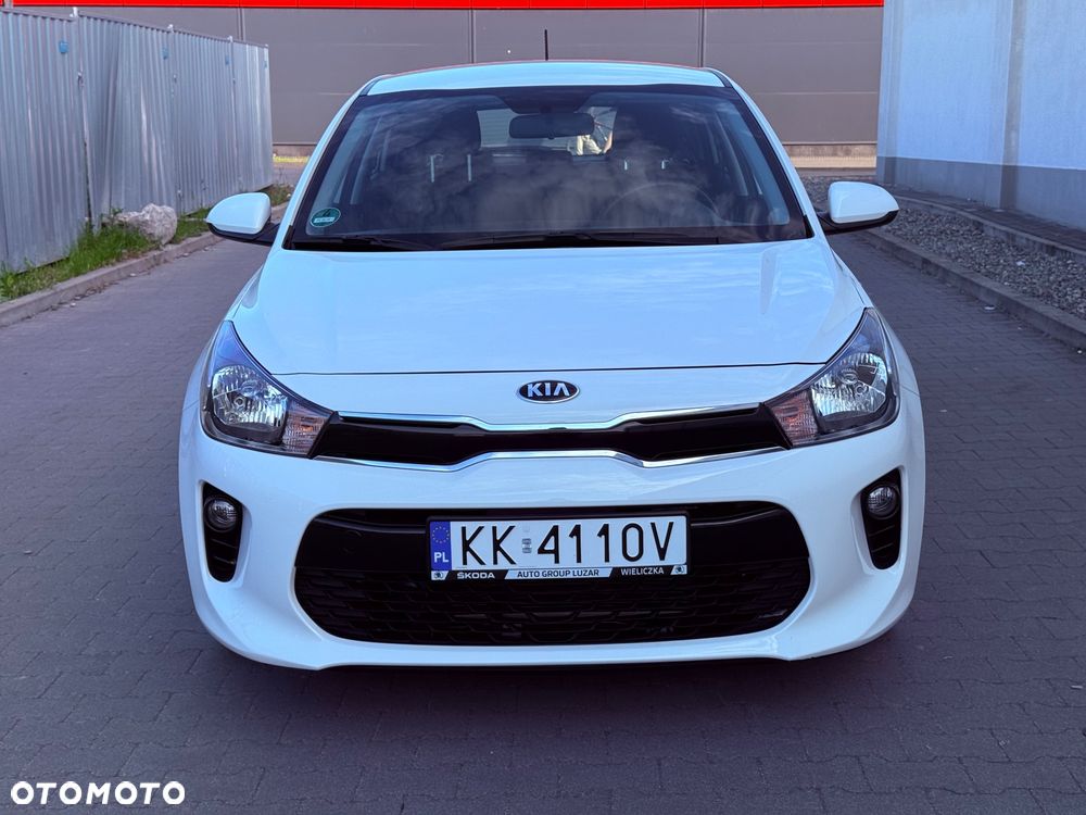 Kia Rio - 4