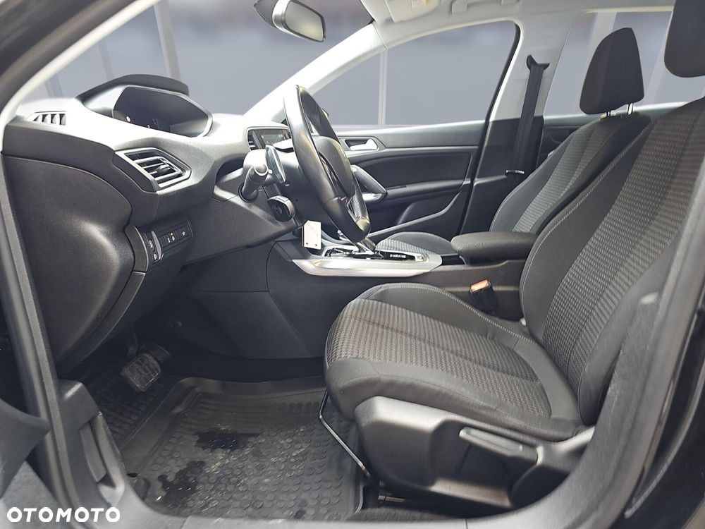 Peugeot 308 1.5 BlueHDi Active Pack S&S EAT8 - 9