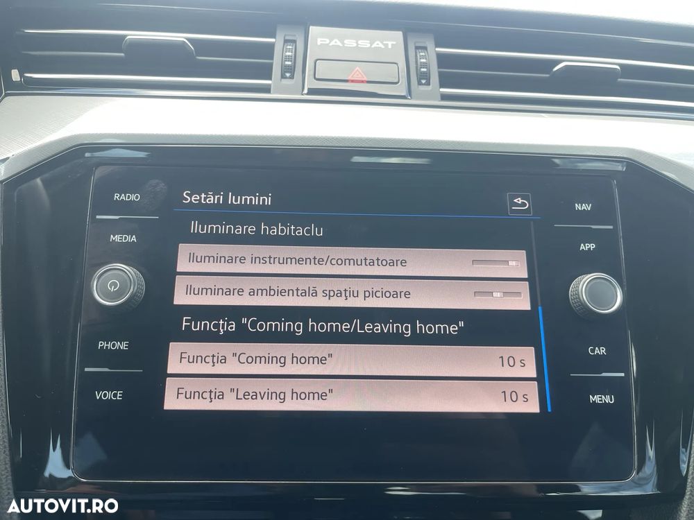 Volkswagen Passat 2.0 TDI DSG Comfortline - 22