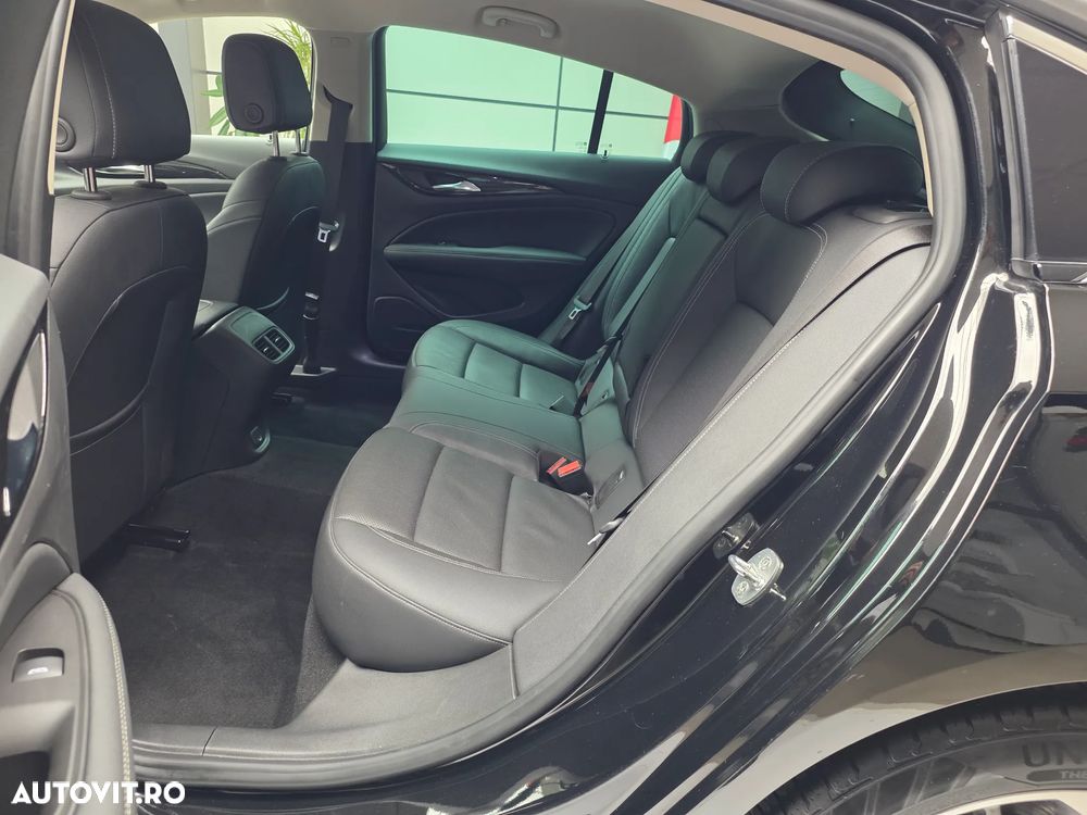 Opel Insignia 1.6 CDTI ecoFLEX Start/Stop Business Innovation - 16