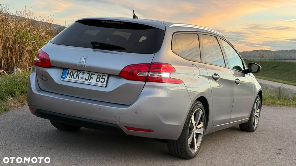 Peugeot 308 - 5