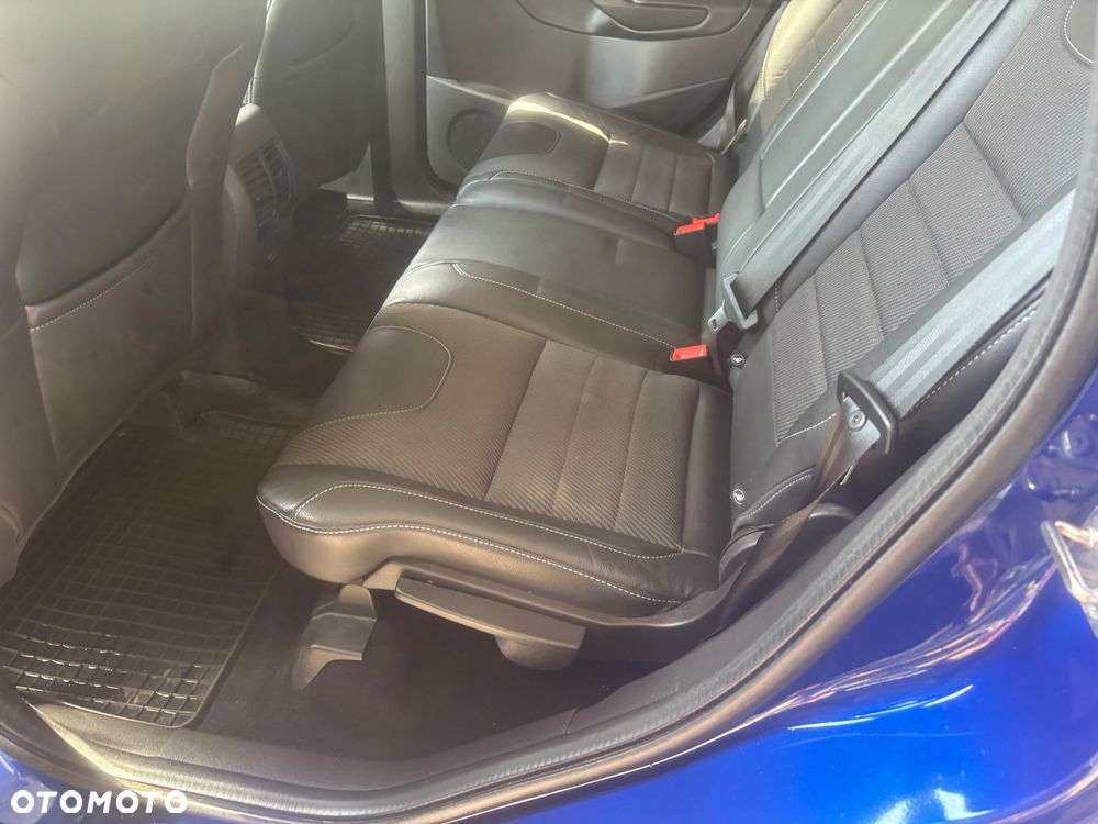 Ford Kuga 1.5 EcoBoost 2x4 Titanium - 12