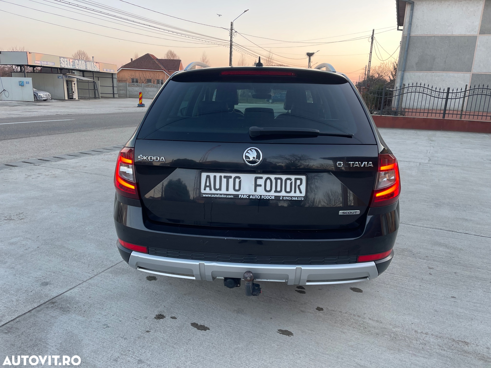 Skoda Octavia 2.0 TDI 4x4 DSG Scout - 13