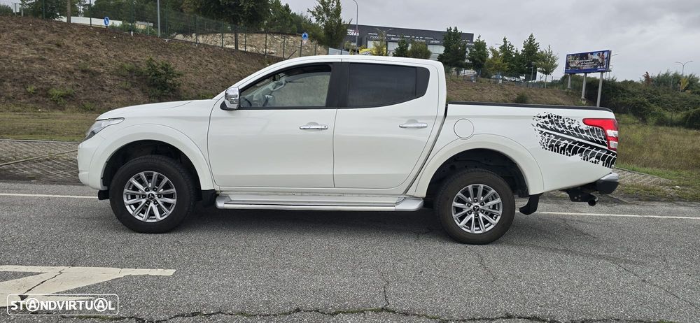 Mitsubishi L200 2.4 DI-D CD Strakar 4WD - 3