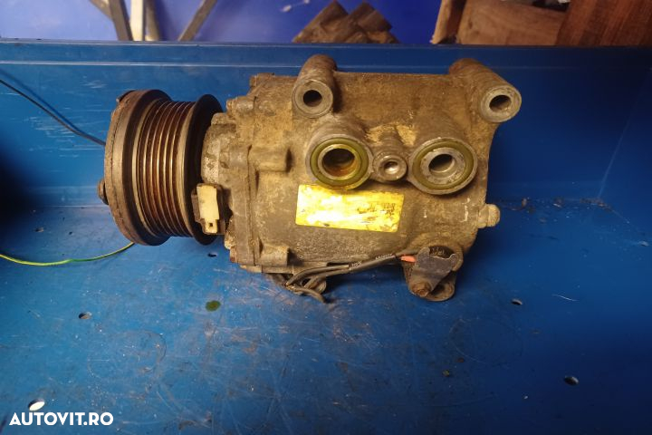 Compresor AC 1.6 Ford Focus 1 [1998 - 2004] Hatchback 5-usi 1.6 MT (1 - 8