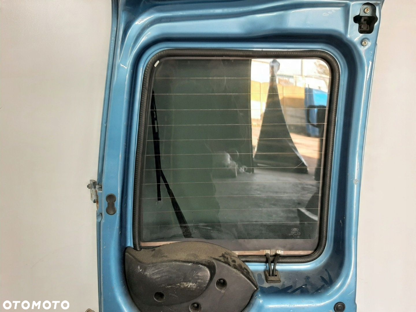 FORD TRANSIT TOURNEO CONNECT 06R DRZWI BAGAZNIKA PRAWY TYL KOD MC - 12