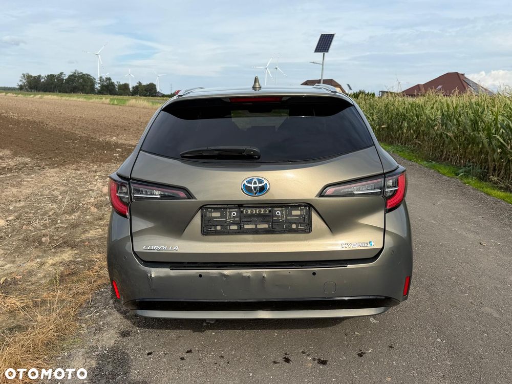 Toyota Corolla - 5