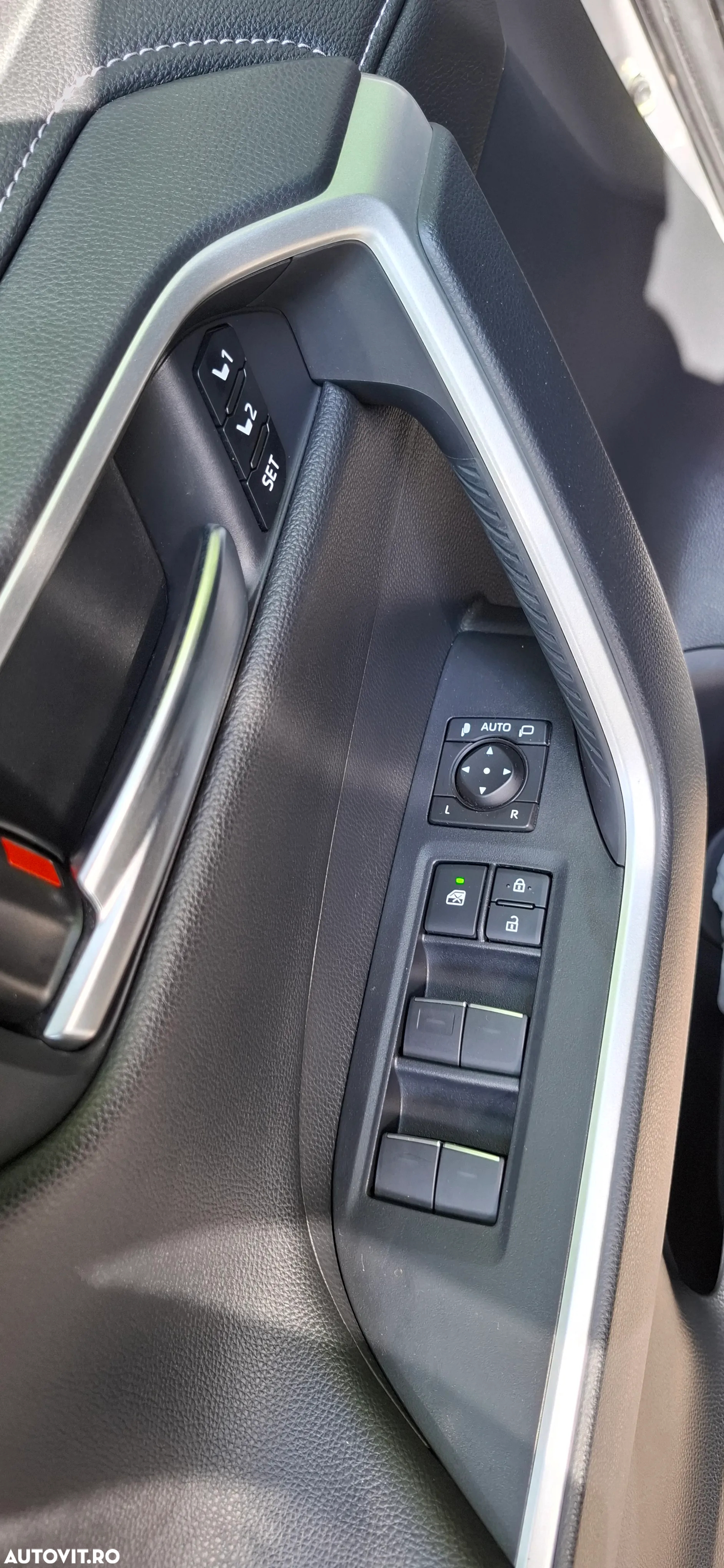 Toyota RAV4 2.5 Hybrid VVT-iE 4x4 Luxury - 7