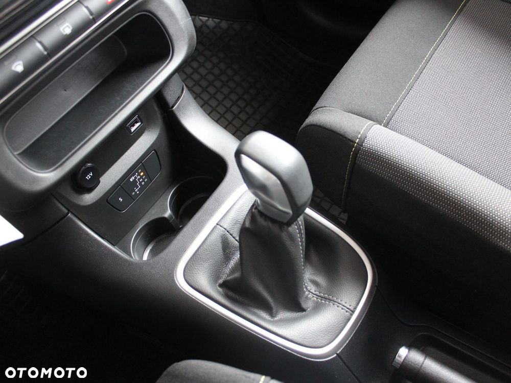 Citroën C3 1.2 PureTech Shine S&S EAT6 - 15