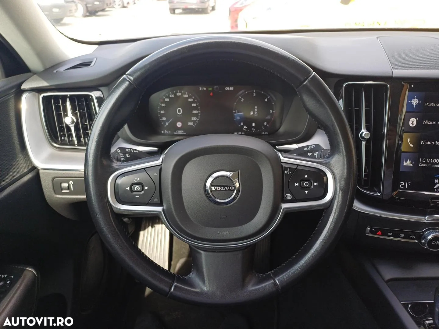 Volvo XC 60 B4 D AWD Geartronic Momentum - 12