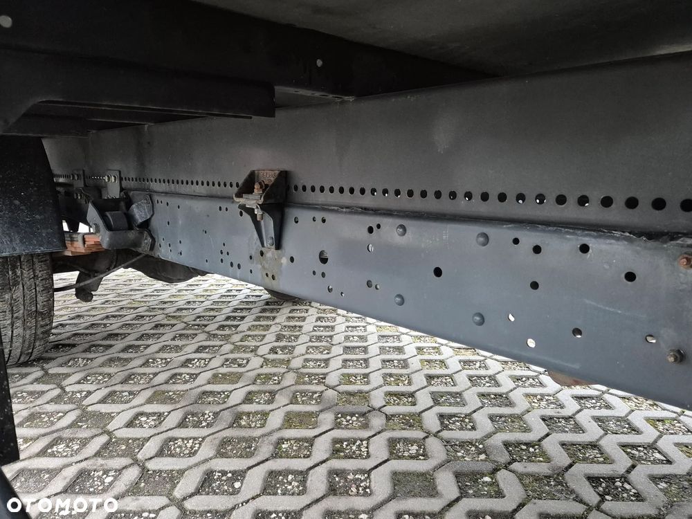 Iveco Daily 50C15 / 35C15 3.0HPi, kontener 8PAL, Winda 750KG - 4