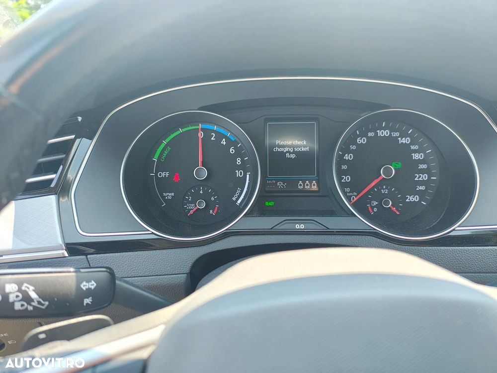 Volkswagen Passat Standard - 2