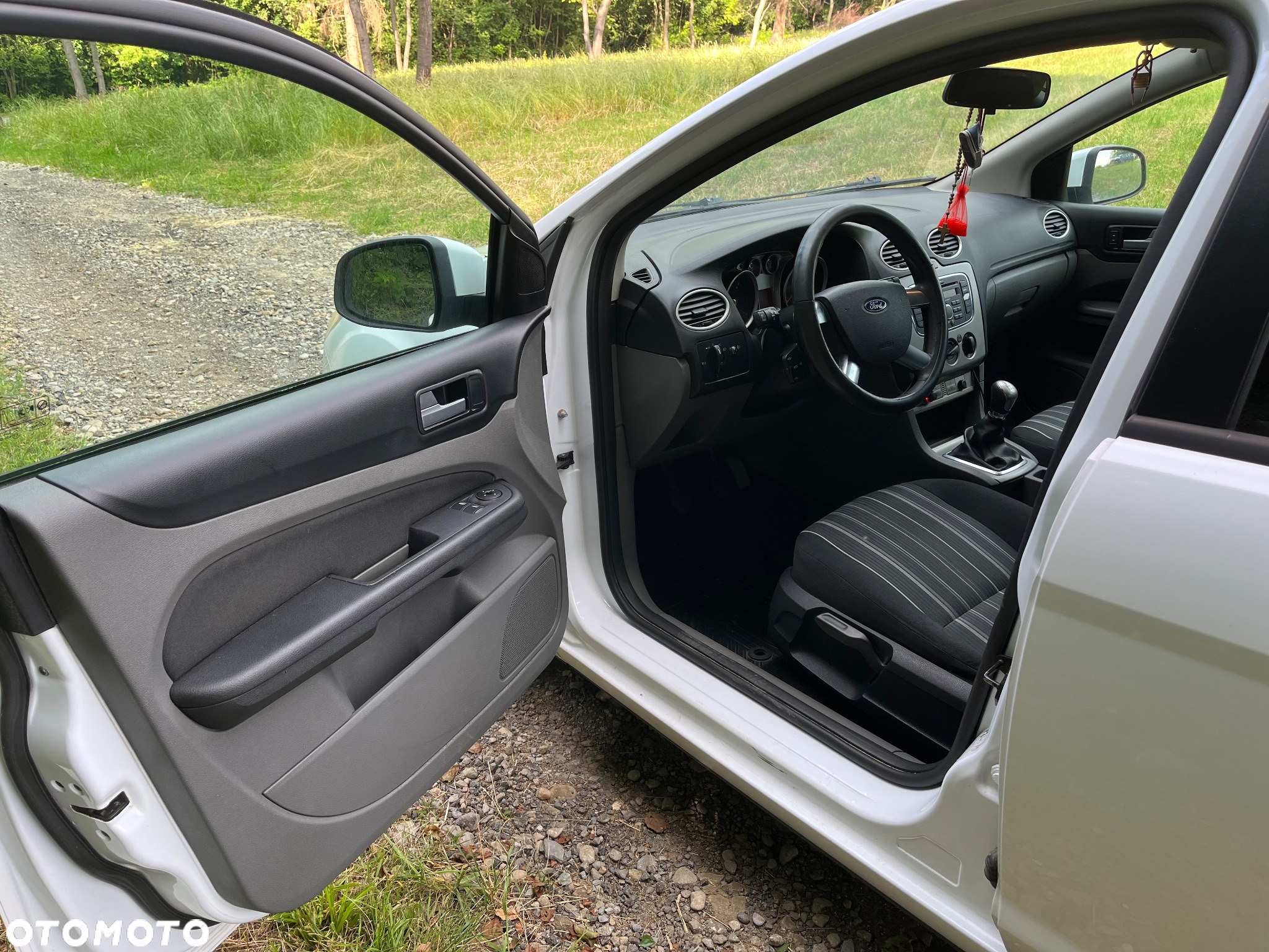 Ford Focus 1.6 TDCi Ghia - 9