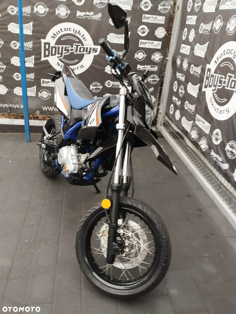 Yamaha WR - 9