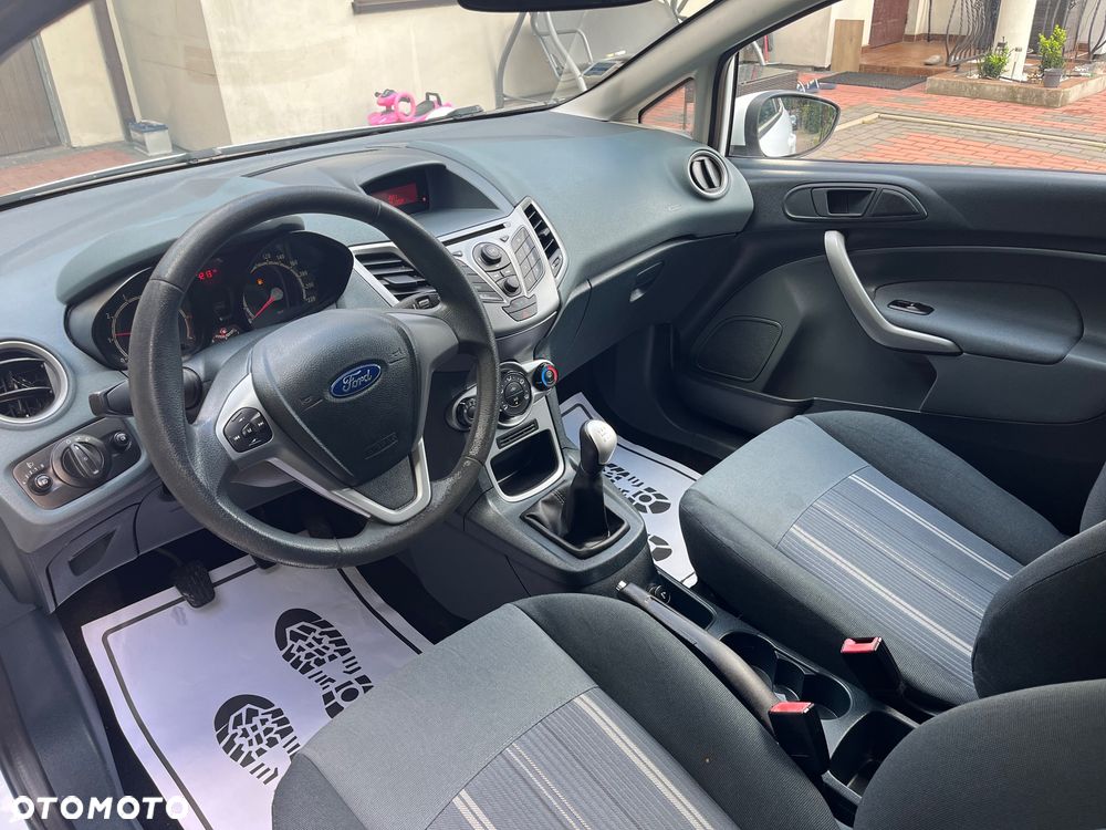 Ford Fiesta - 11