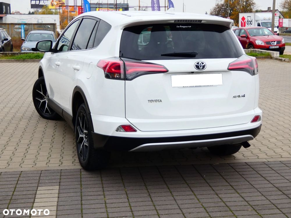 Toyota RAV4 2.0 D-4D 4x2 Start-Stop Edition S+ - 6