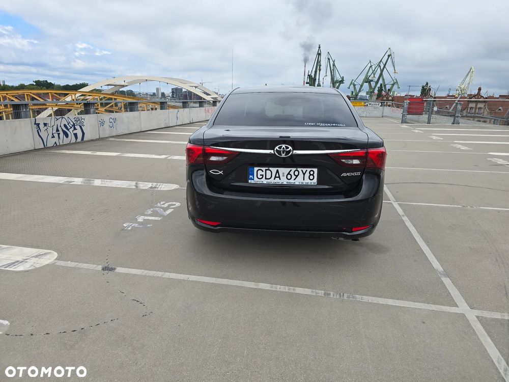 Toyota Avensis 1.8 Premium MS - 4