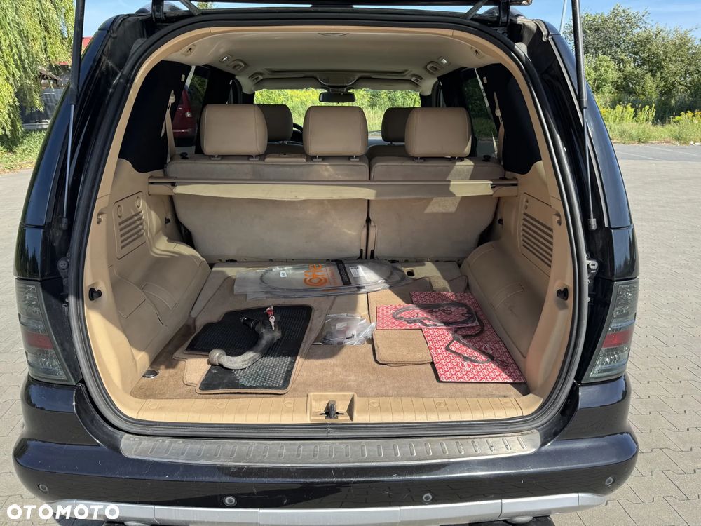 Mercedes-Benz ML 400 CDI - 11