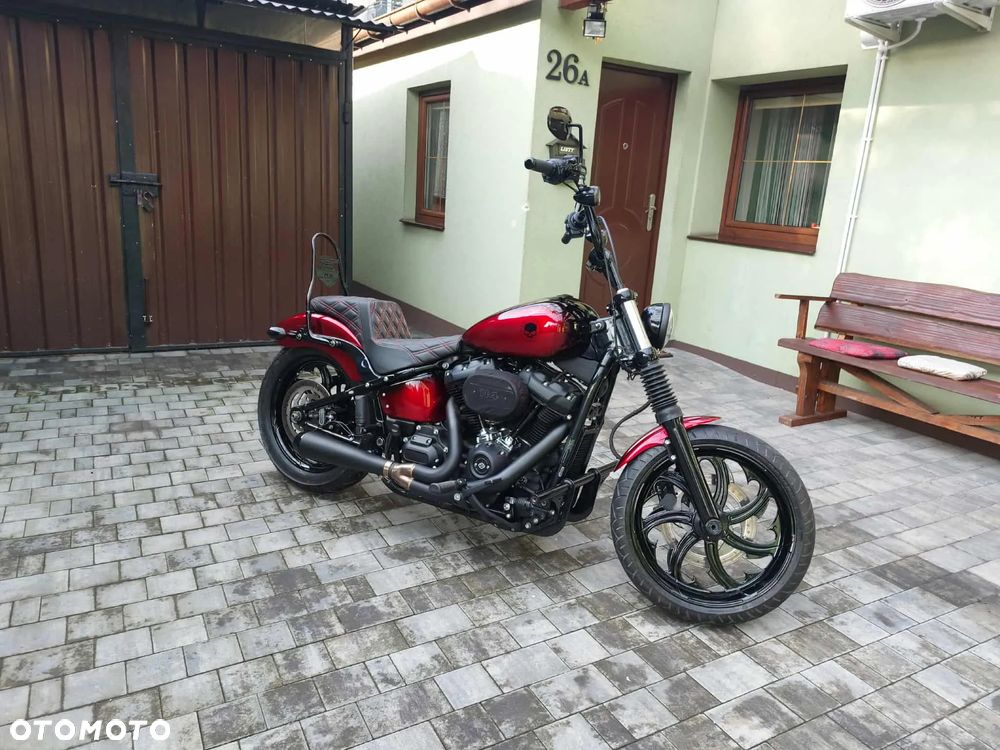 Harley-Davidson Softail Street Bob - 9
