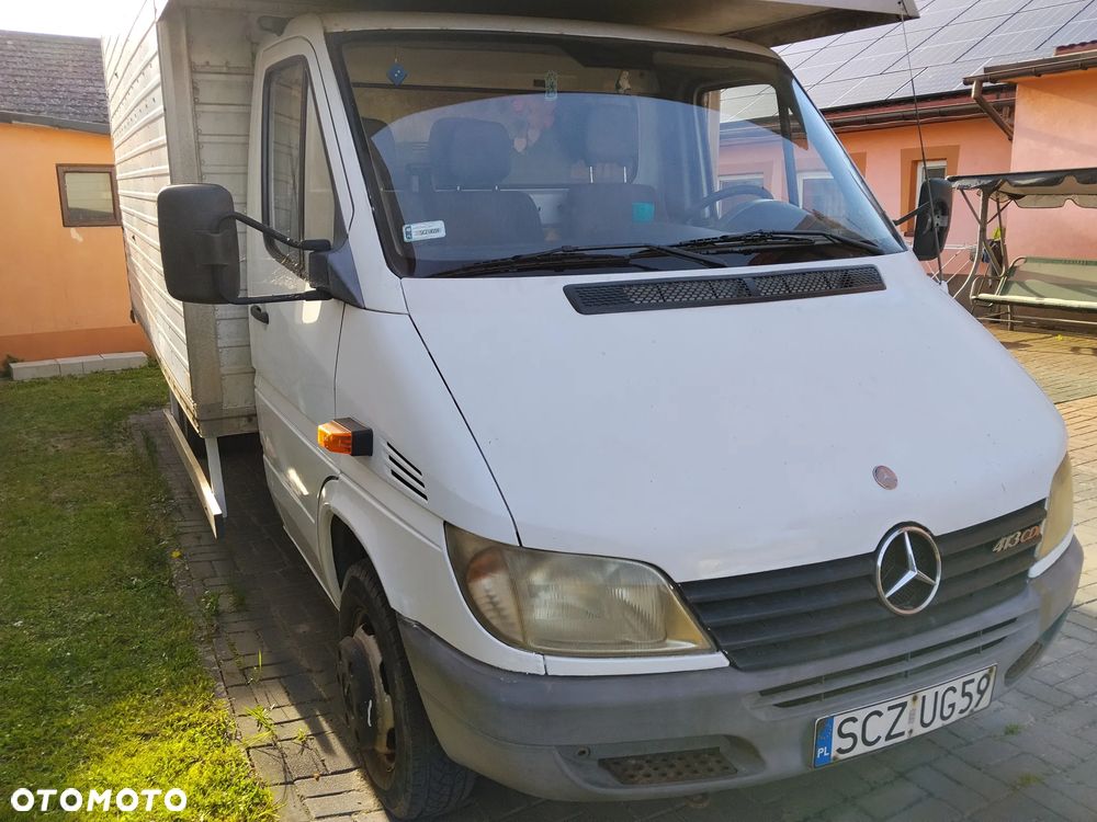 Mercedes-Benz Sprinter 413 - 2