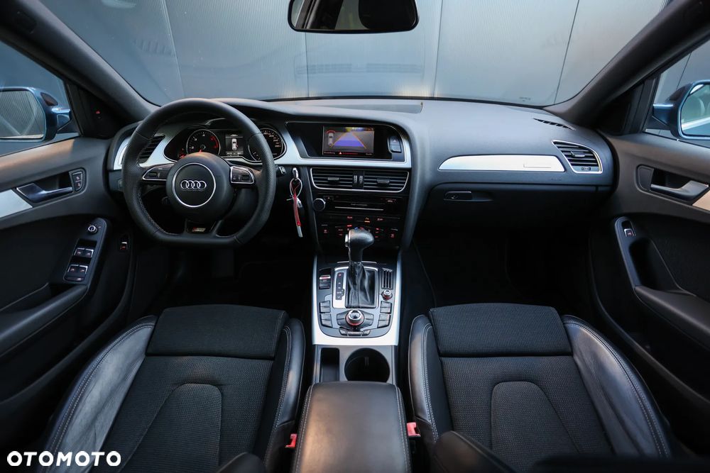 Audi A4 Avant 2.0 TDI DPF clean diesel quattro S tronic S line Sportpaket - 6