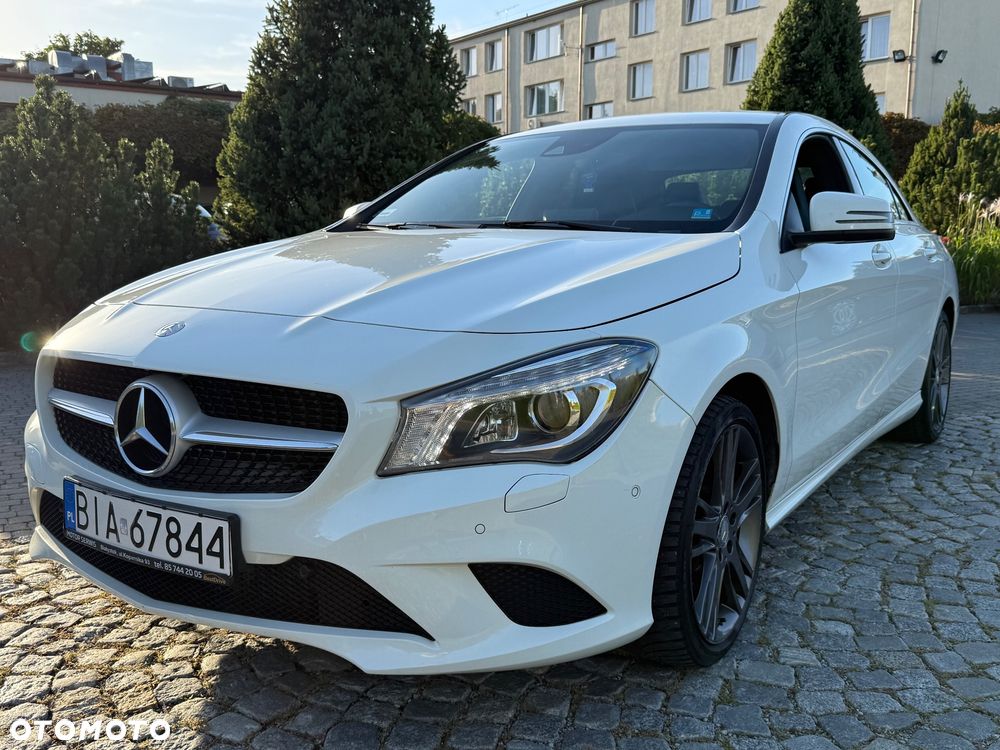 Mercedes-Benz CLA 200 7G-DCT Urban - 11