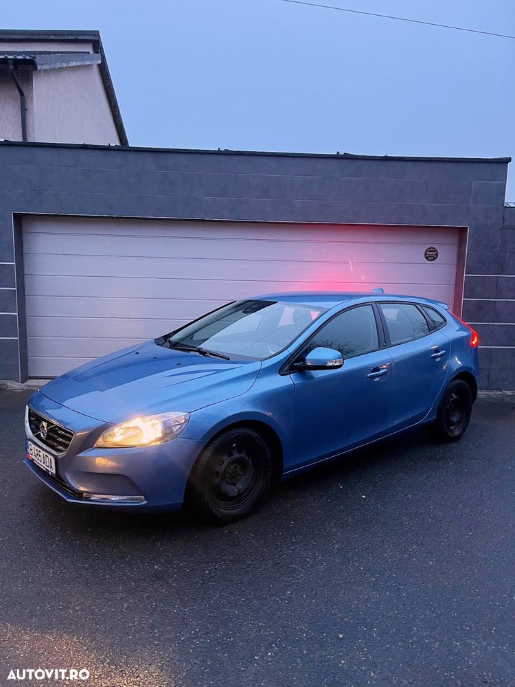 Volvo V40 D2 Kinetic - 16