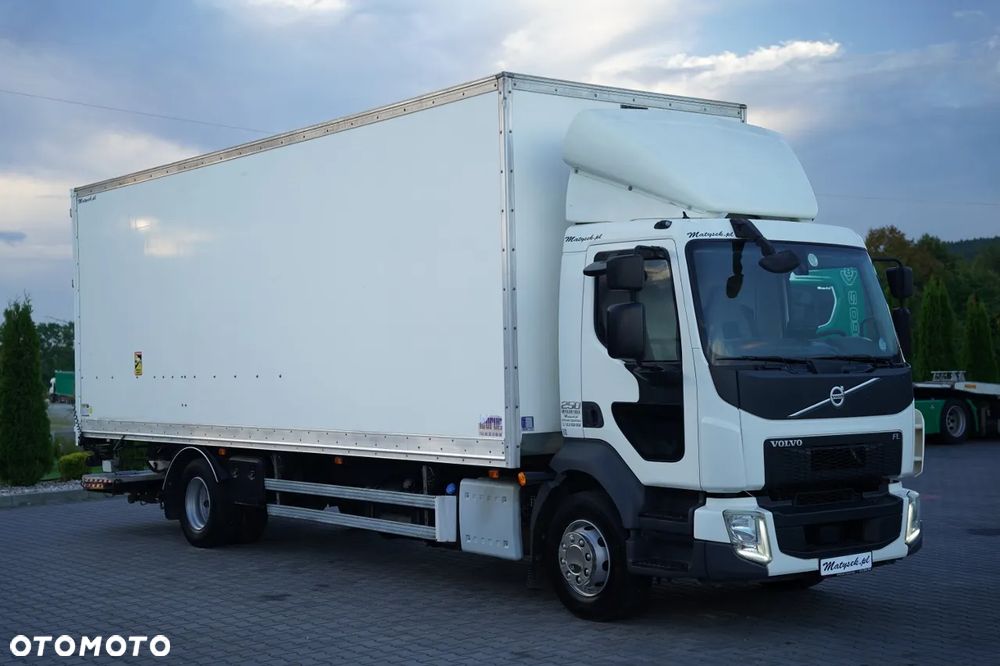 Volvo FL 250 / KONTENER 7,8 M / 4x2 / I-SHIFT / WINDA / EURO 6 - 8