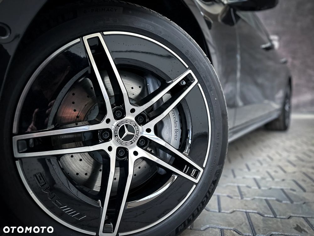 Mercedes-Benz Klasa E 220 d mHEV 4-Matic AMG 9G-Tronic - 16