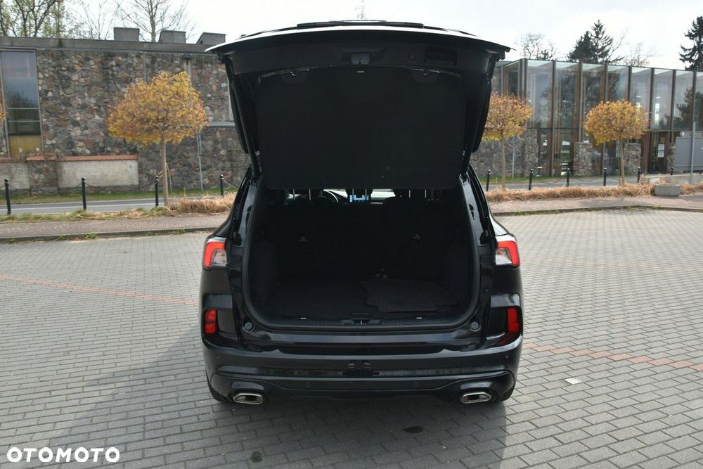 Ford Kuga - 32