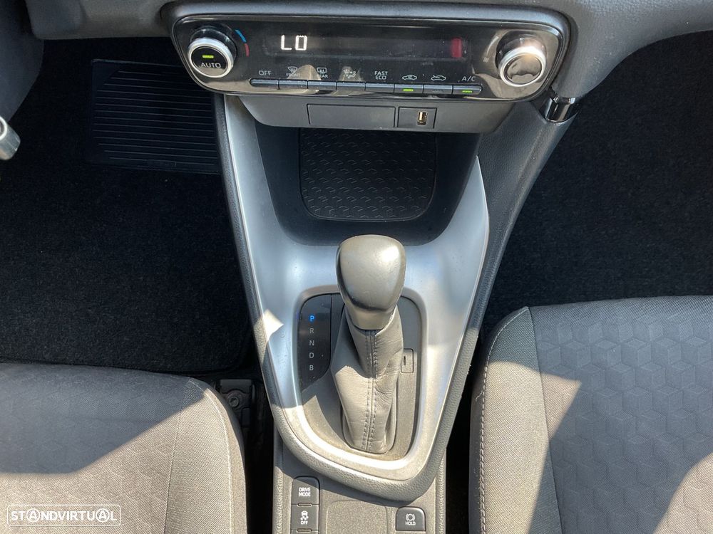 Toyota Yaris 1.5 HDF Exclusive - 33