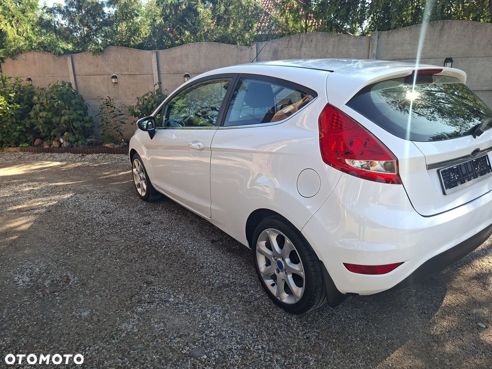 Ford Fiesta 1.25 Ambiente - 4