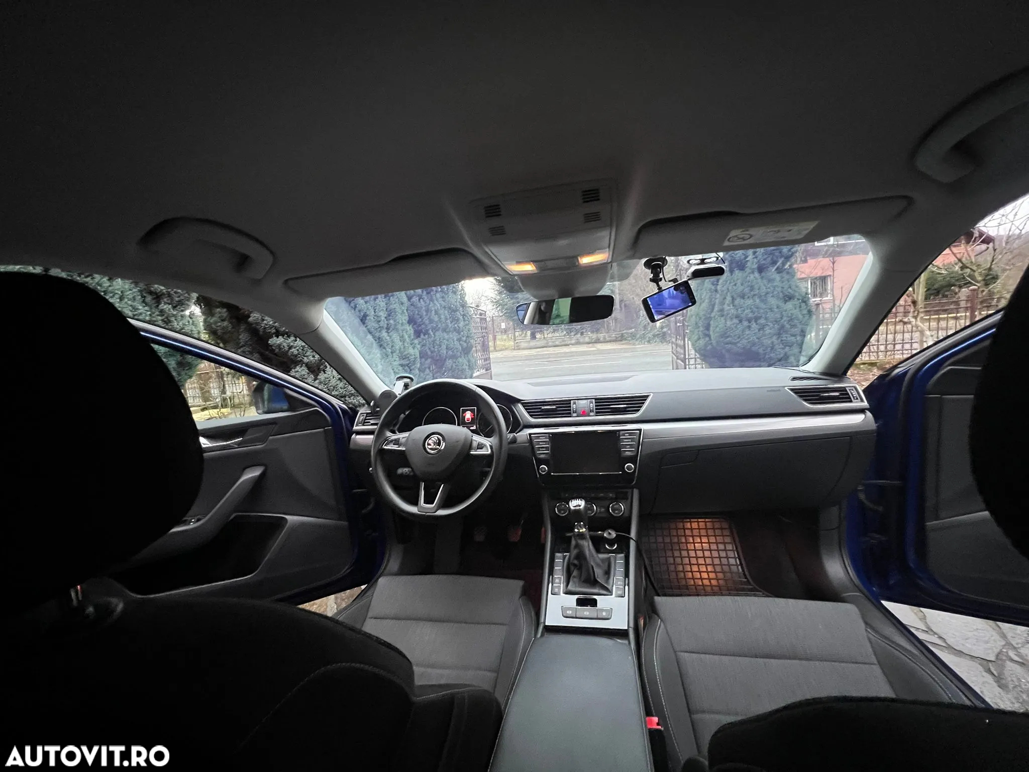 Skoda Superb Combi 2.0 TDI Active - 8
