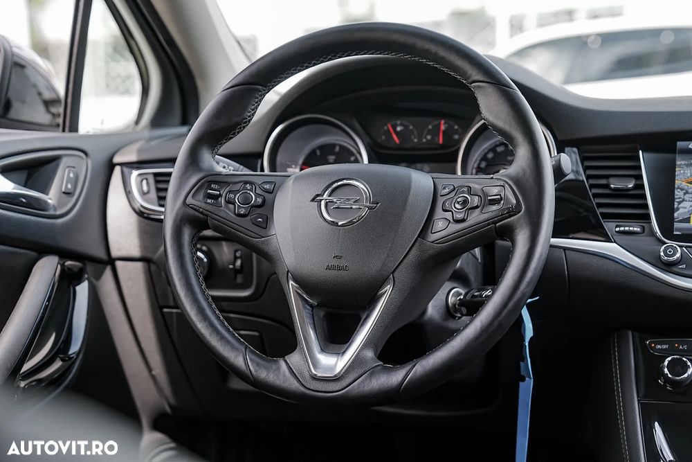 Opel Astra 1.6 CDTI ECOTEC ECOFlex Start/Stop Cosmo - 13