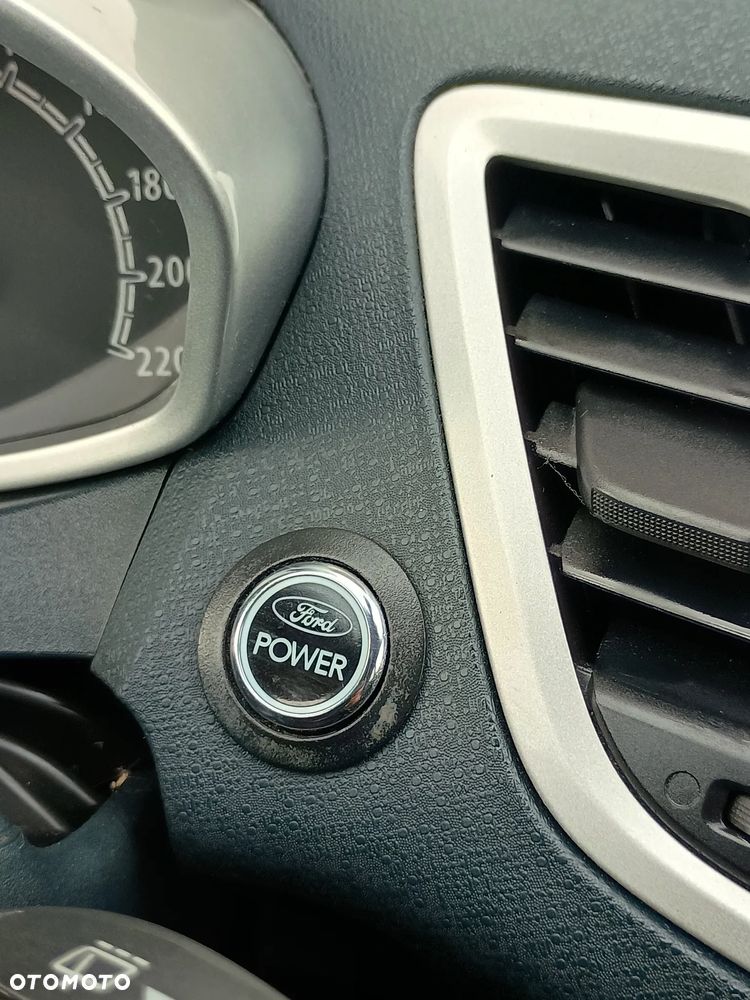 Ford Fiesta 1.4 Titanium EU5 - 10