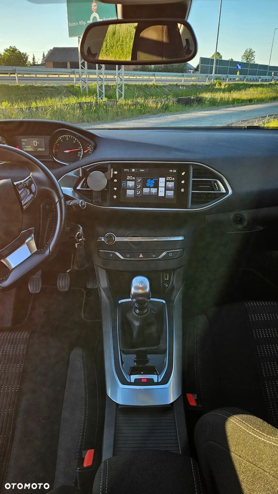 Peugeot 308 BlueHDi 120 Stop & Start Allure - 13