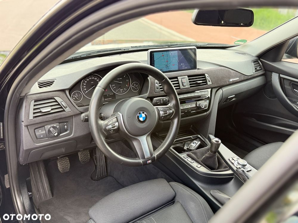 BMW Seria 3 320d Efficient Dynamics Sport Line - 19