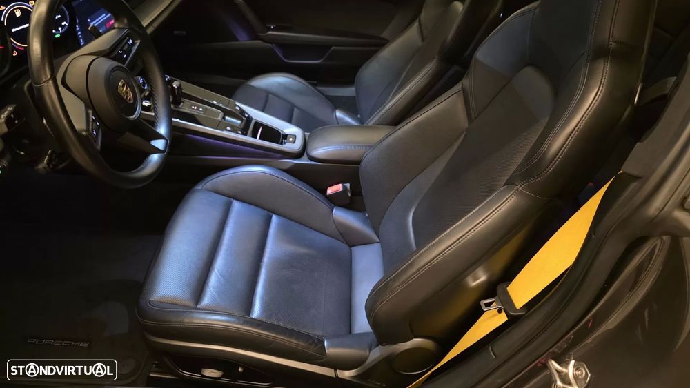 Porsche 911 (992) Carrera S PDK - 41