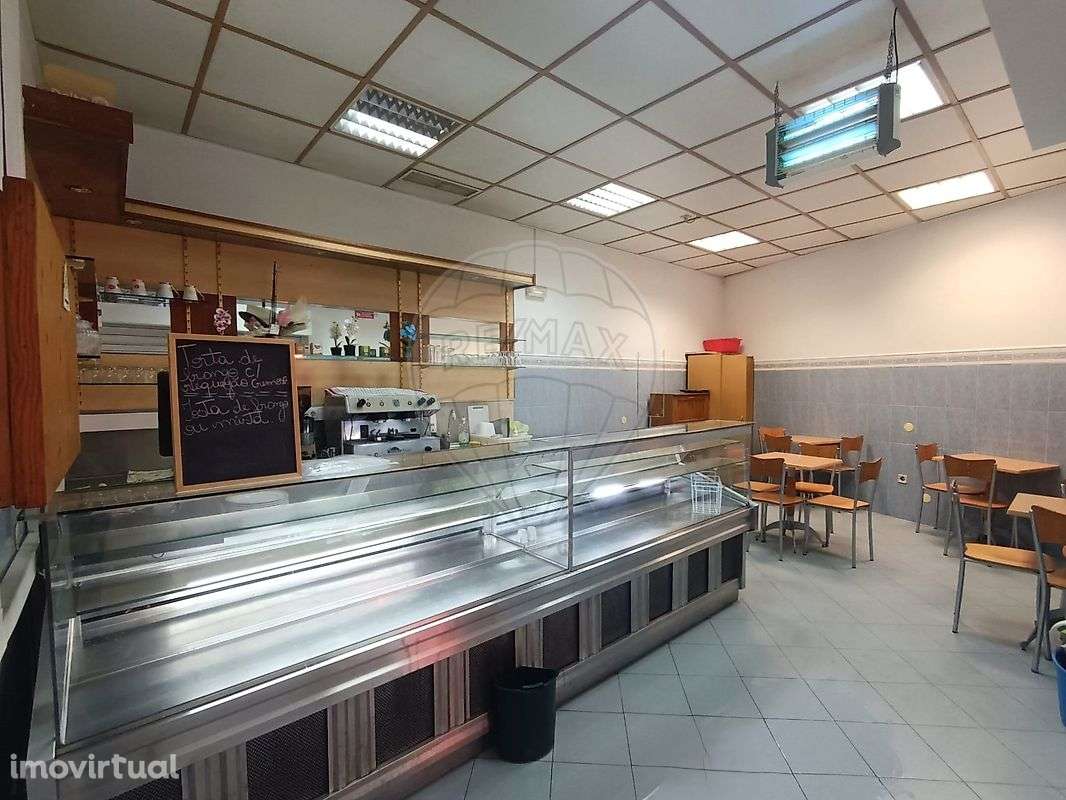 Loja  para arrendamento - Grande imagem: 3/17