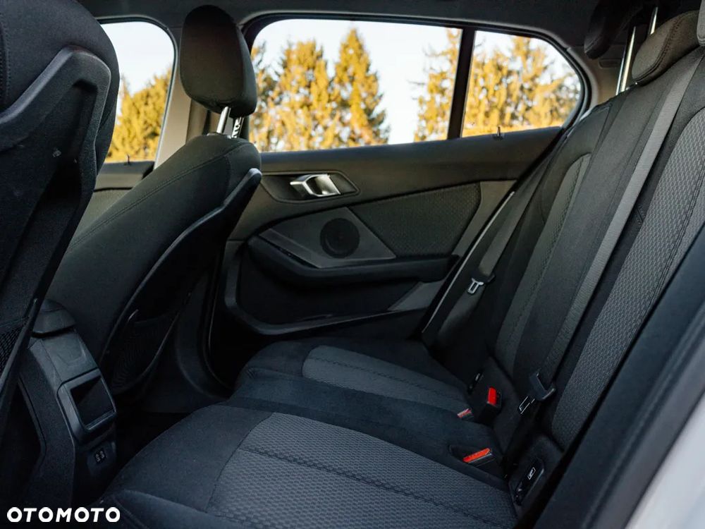 BMW Seria 1 118i Advantage - 12