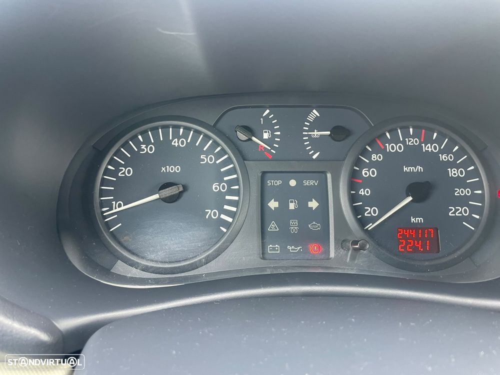 Renault Clio - 8