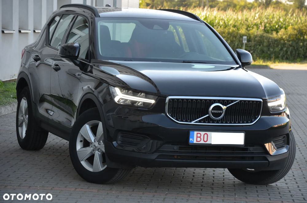 Volvo XC 40 T3 Momentum - 8