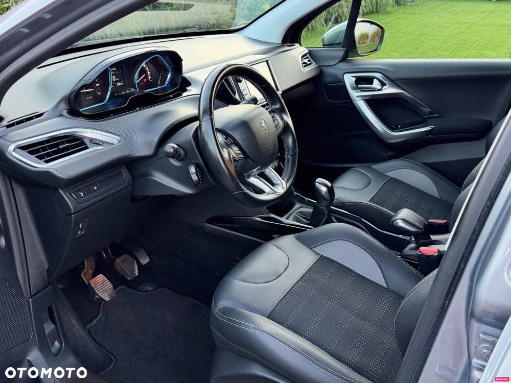 Peugeot 2008 PureTech 110 Stop&Start Allure - 23