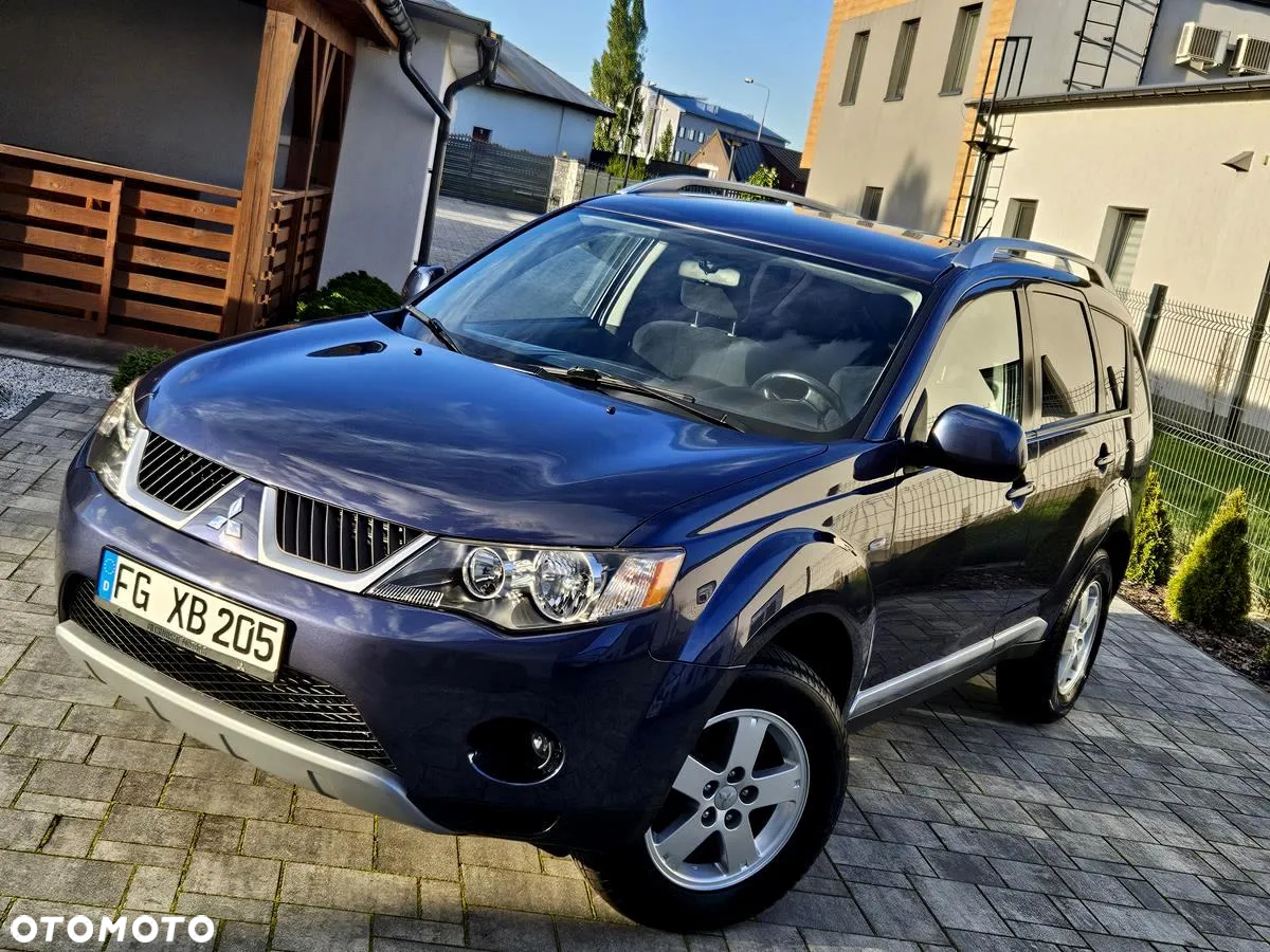 Mitsubishi Outlander 2.4 4WD Inform - 3