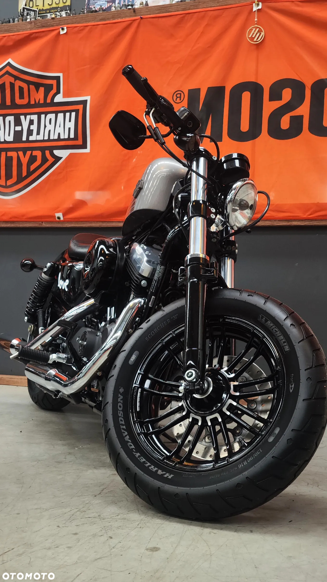 Harley-Davidson Sportster Forty-Eight - 5
