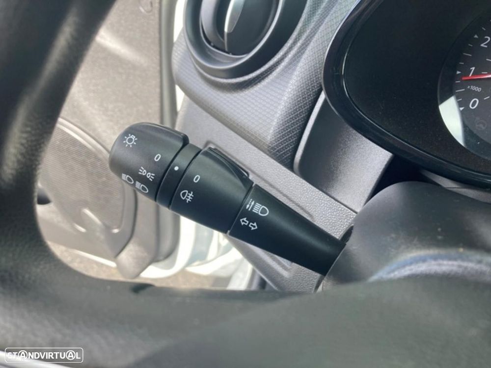 Renault Clio 1.5 dCi Zen - 12