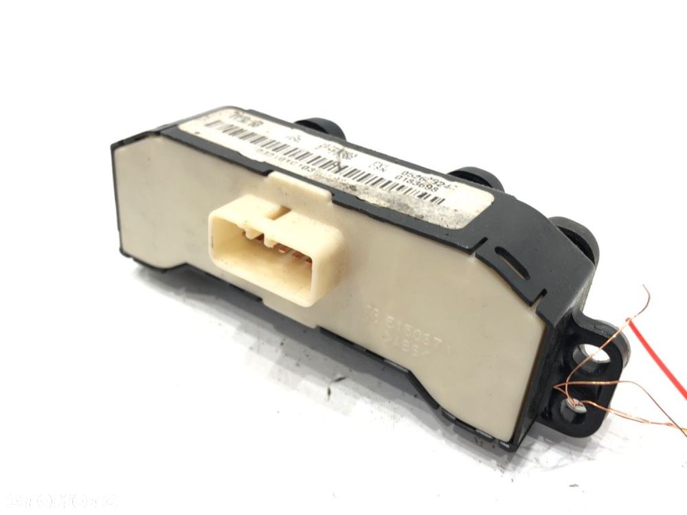 PRZEŁĄCZNIK SZYB - 86.00 PLN - CHEVROLET EQUINOX 2003 - 2009 3.4 138 kW [188 KM] benzyna 2003 - - 2