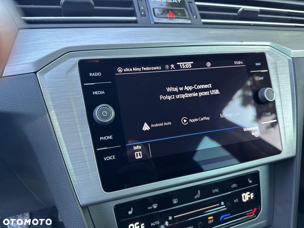 Volkswagen Passat - 29