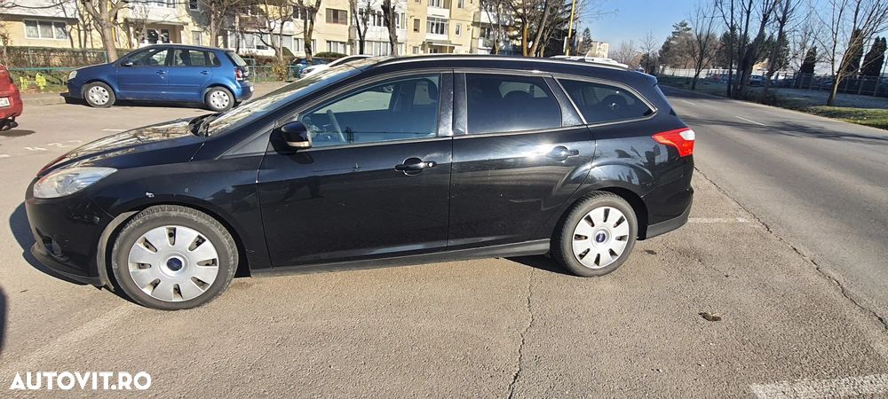 Ford Focus 1.6 TDCi DPF Start-Stopp-System Titanium - 13