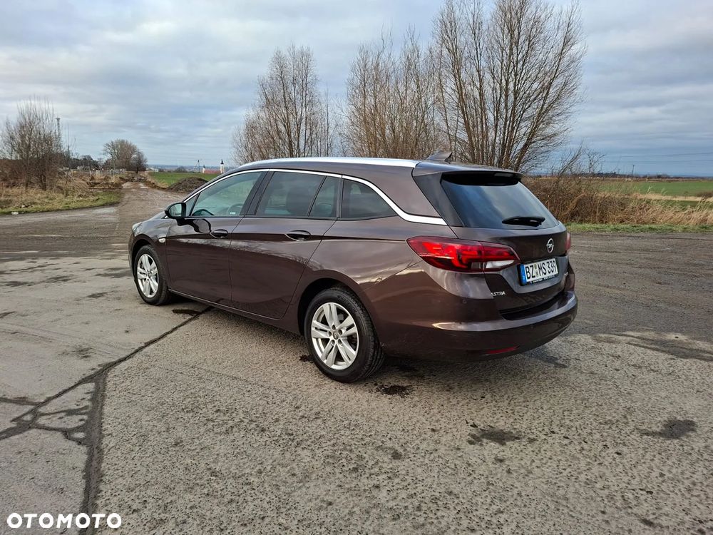 Opel Astra 1.4 Turbo Business - 4